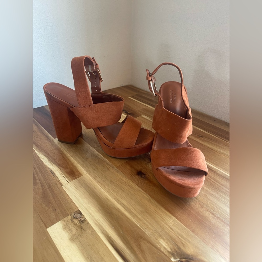 Urban Outfitters Brown Suede Chunky Heel